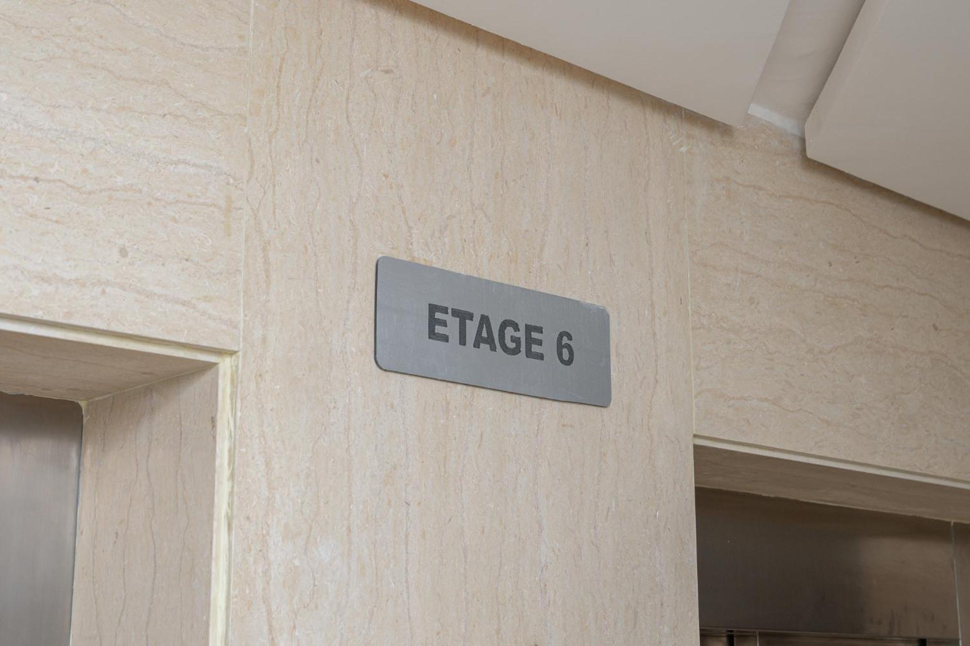 Deluxe Appartement Au Centre Avec Un Grand Balcon Tanger Eksteriør billede